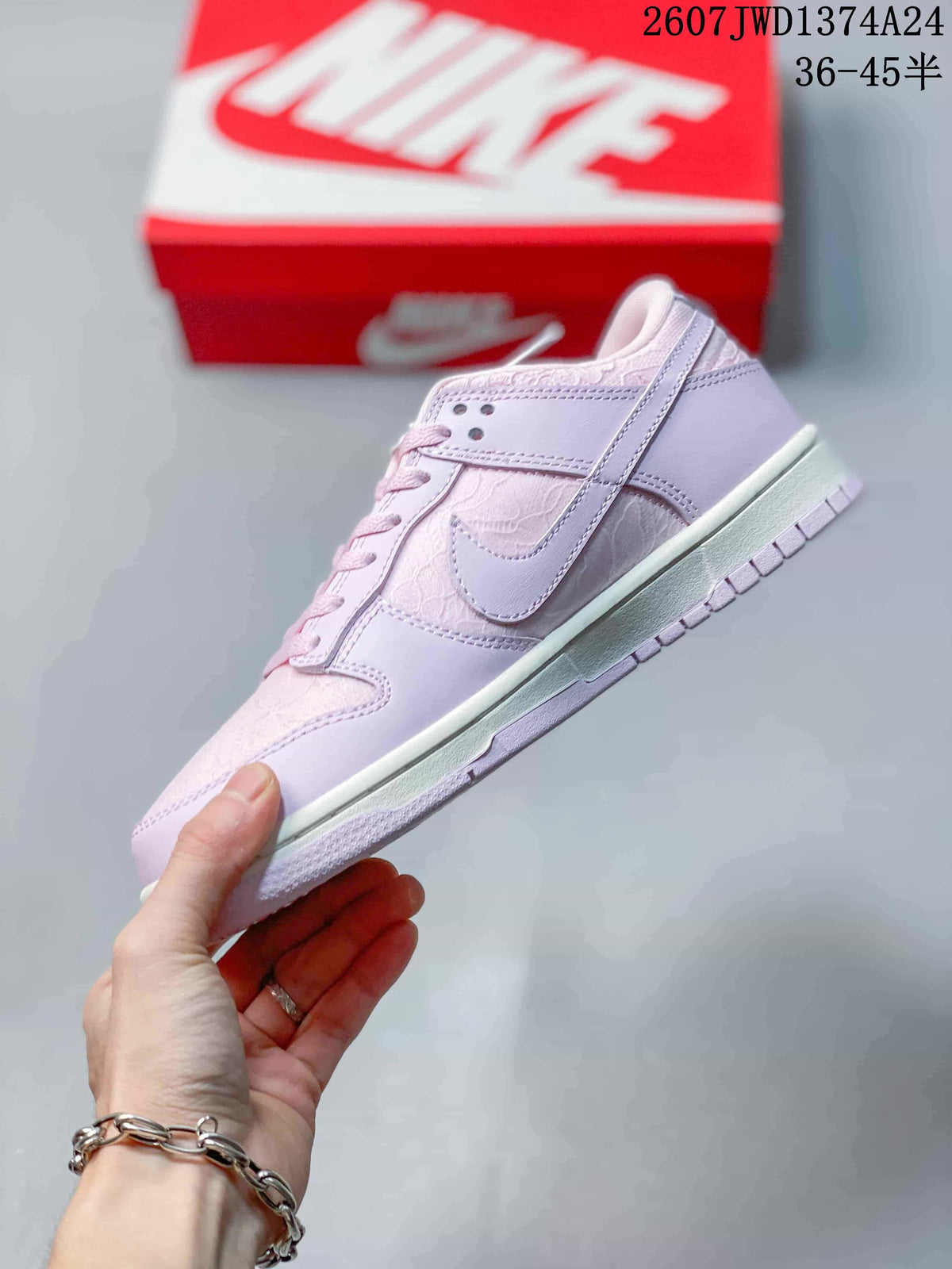 Nike SB Dunk Low Pro Pink Lilac Sneakers 712640RYY