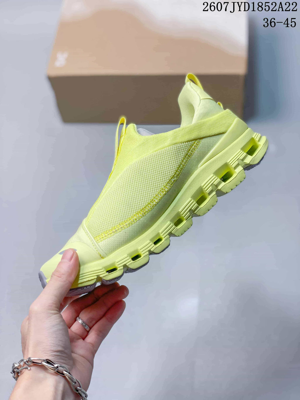 On Cloud X 4 Sneakers Lime Yellow Style 2607 JYD1852A22