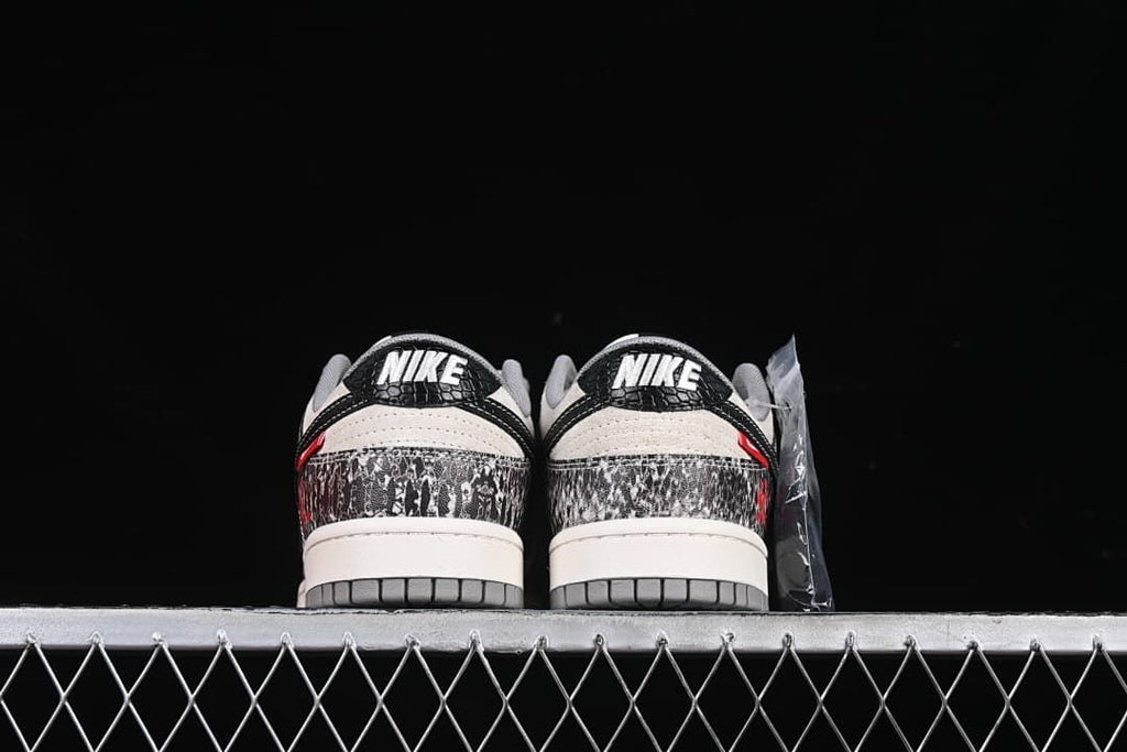 Nike SB Dunk Low Snake Year Black and White YX5066-272