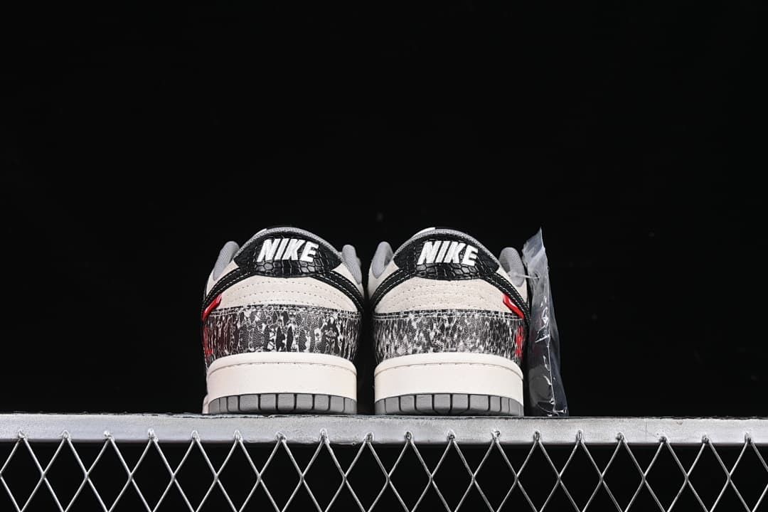 Nike SB Dunk Low Snake Year Black and White YX5066-272