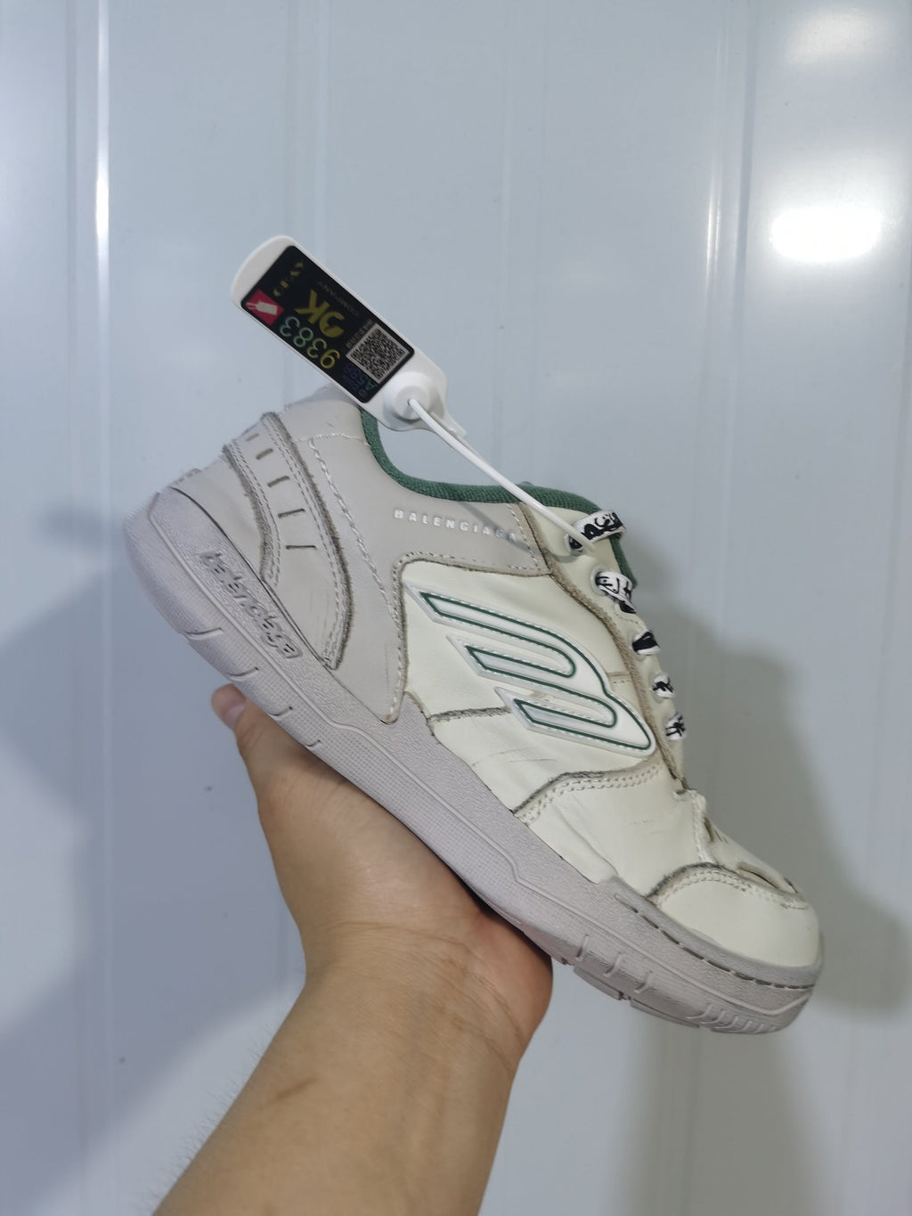 Balenciaga Hamptons 9930 Sneakers Beige Green