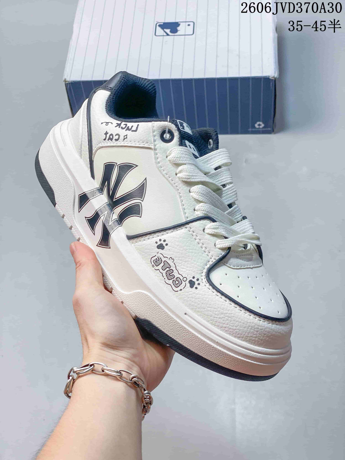 MLB Big Ball Chunky Canvas Low-Top Sneakers, White/Navy