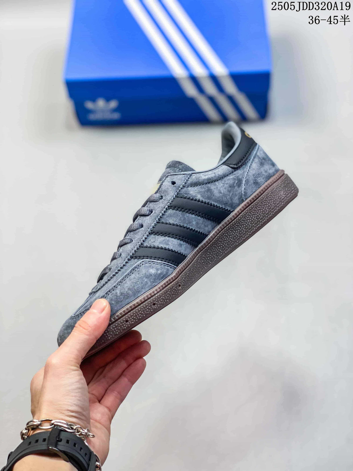 adidas Originals Gazelle Indoor Sneakers Grey Black 2505JDD320A19