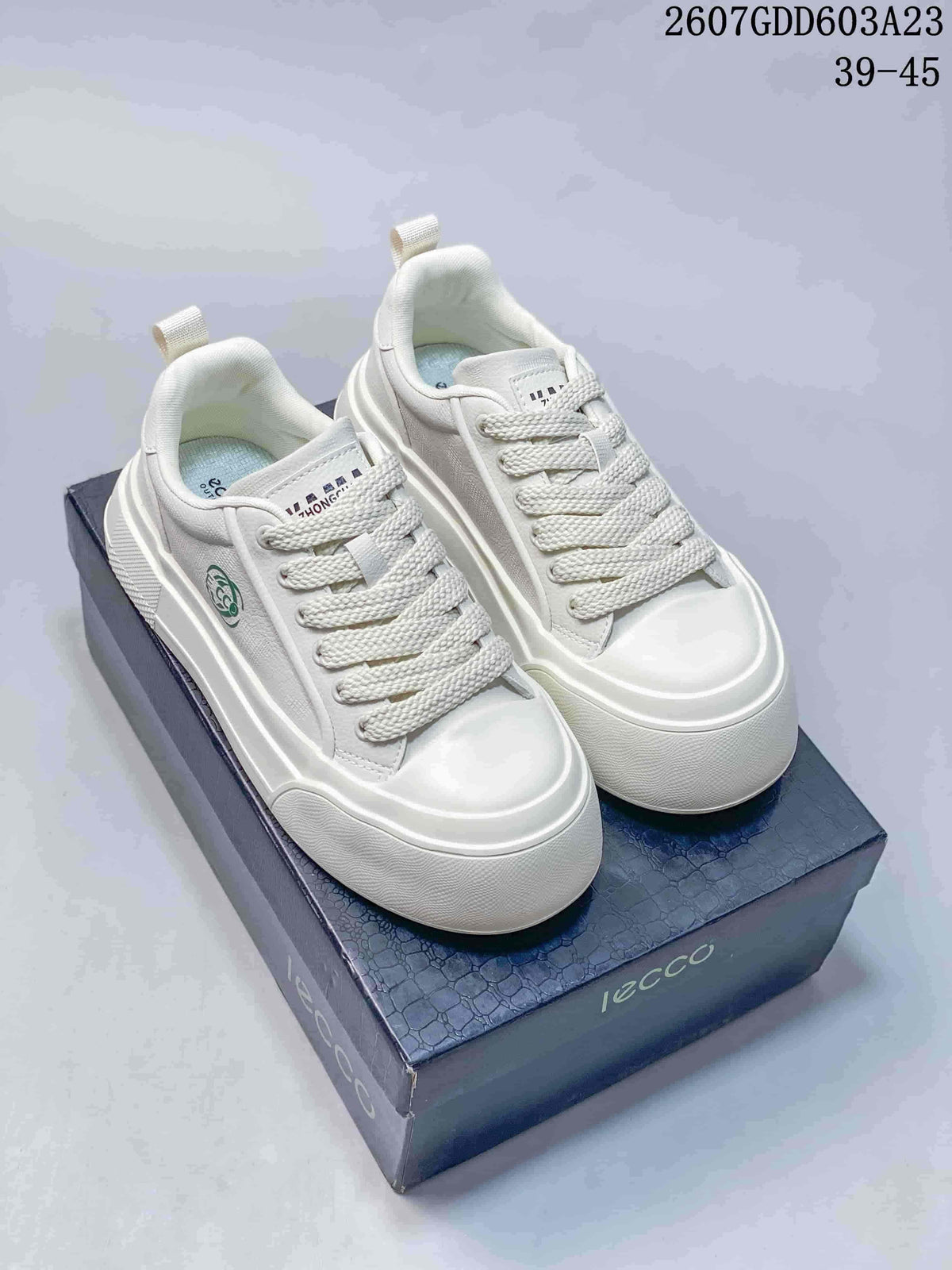 ECCO 2607GDD603A23 White Low-Top Sneakers