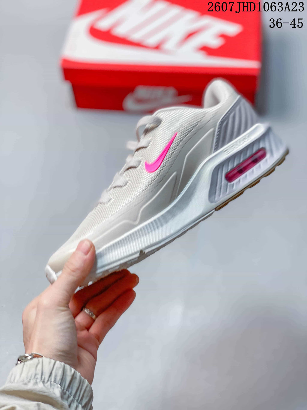 Nike Air Max Viva Sneakers White and Pink