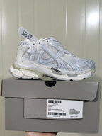 Runner Sneakers White W3RB 0102