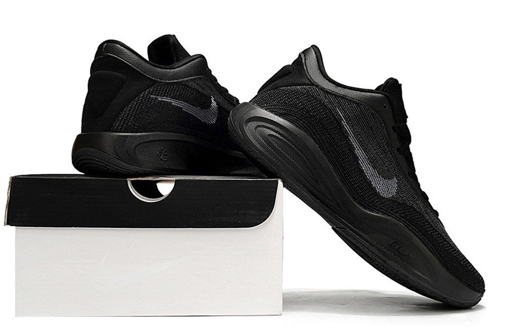 Nike GT Hustle Basketball Shoes in Black and White