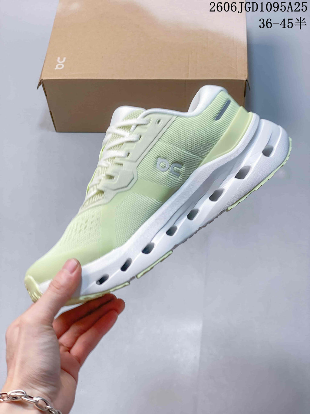 On Cloudrunner 3 Knit Sneakers Pale Green White 2606TGD1095A25