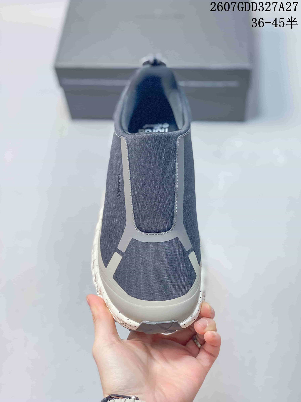NORDA 712770UOI Gray Slip-On Hiking Shoes