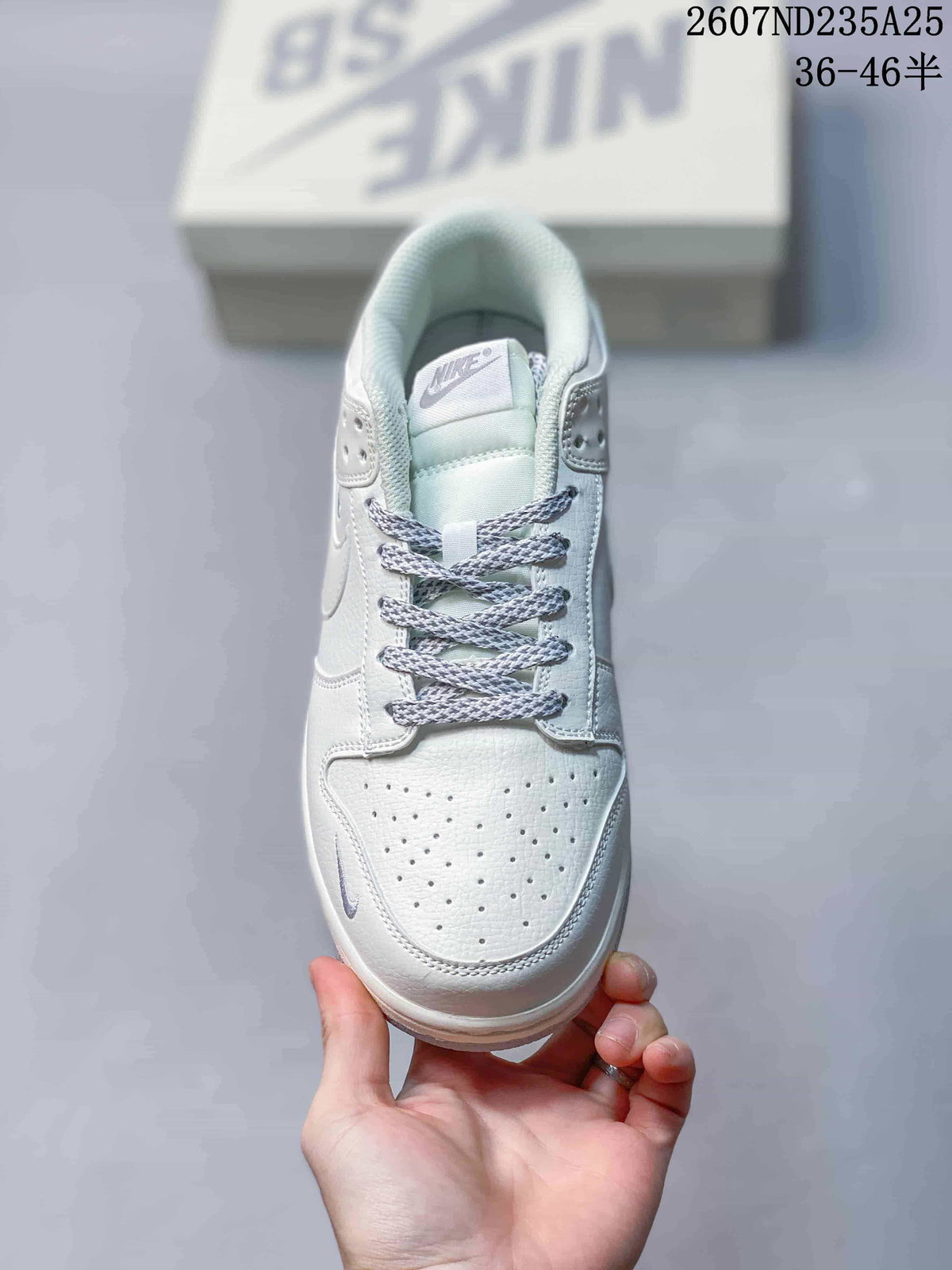 Nike SB Dunk Low Pro Sneakers White Grey 2607ND235A25