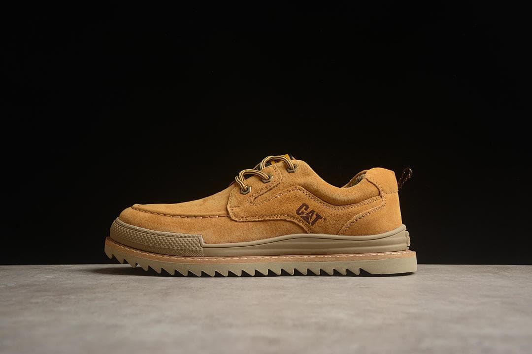 CAT Tramp Hike Low Men's Suede Shoes in Wheat
