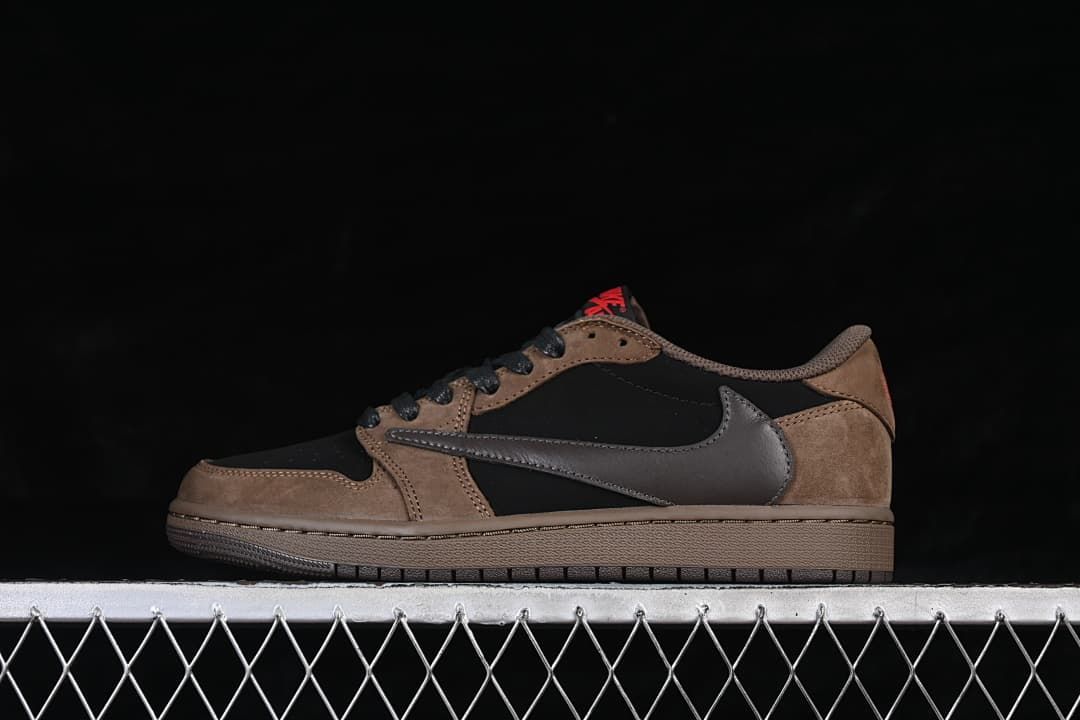 Nike Travis Scott x Air Jordan 1 Low OG Sneakers CQ4277-001