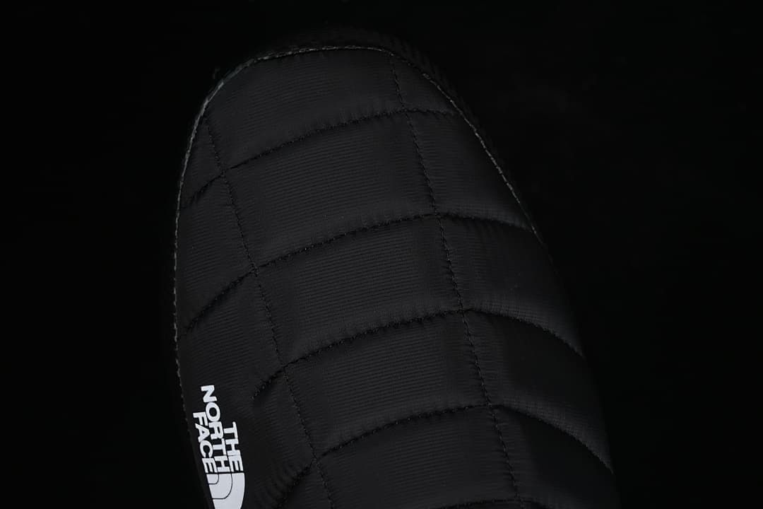 The North Face ThermoBall Traction Mule Black NFOA3UZN-KY4