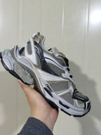 Puma 2000 Runner 2 Sneakers White Gray Black
