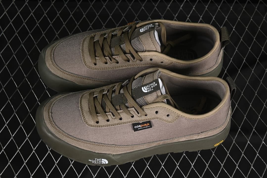 The North Face NF0A8AD94QI-080 Khaki Low-Top Shoes