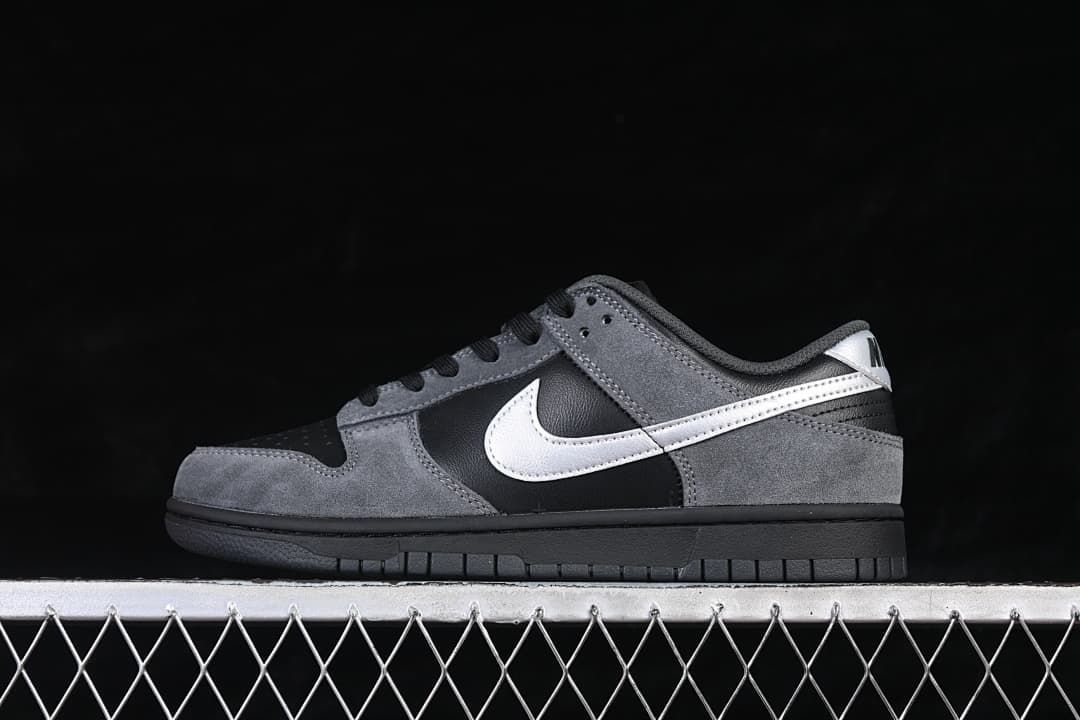 Nike SB Dunk Low Black and Grey Sneakers II7636-001