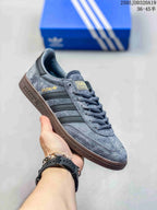 adidas Originals Gazelle Indoor Sneakers Grey Black 2505JDD320A19