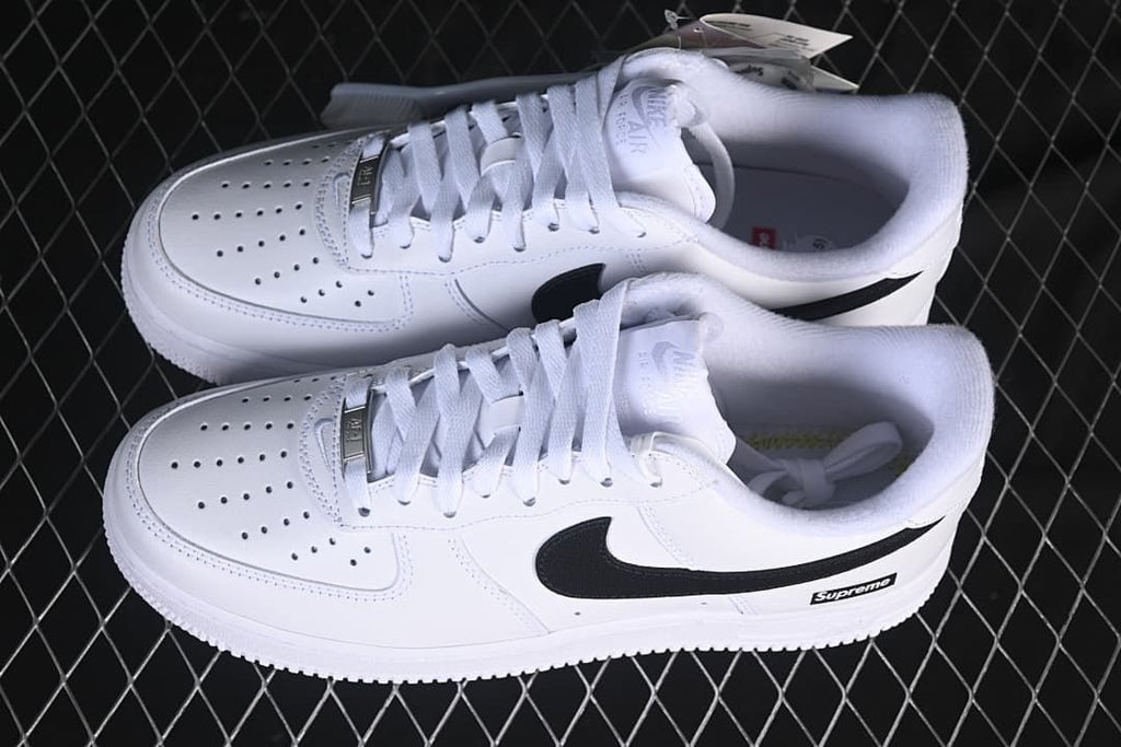 Nike Air Force 1 Low SP Supreme White Black CU9225-102