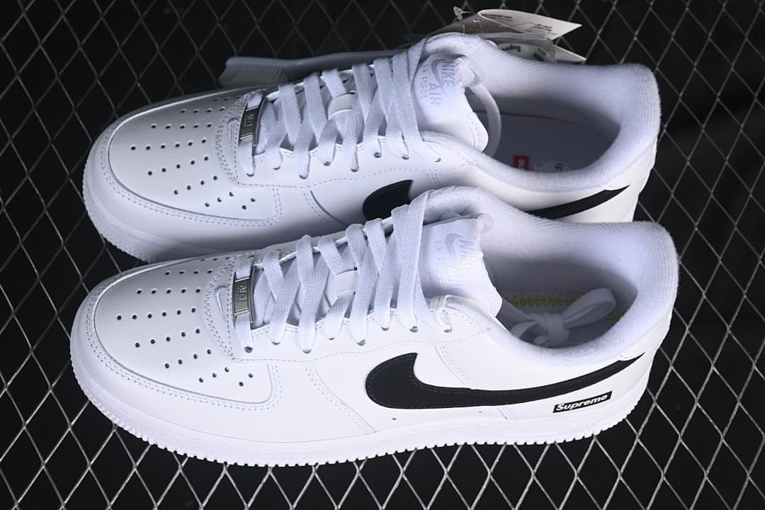 Nike Air Force 1 Low SP Supreme White Black CU9225-102