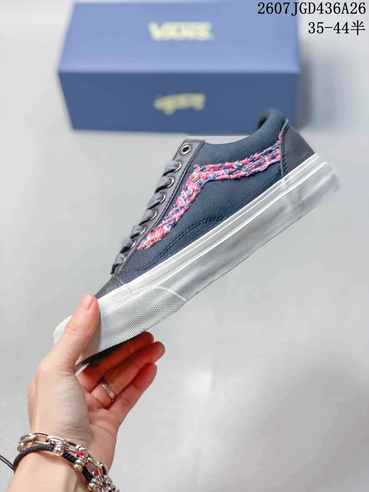 Vans Old Skool 36 Sneakers in Navy and Multicolor