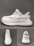 Yeezy 350 V2 Kids Sneakers in White