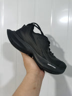Balenciaga Circuit Sneakers Black 793944 WFLGY 1000