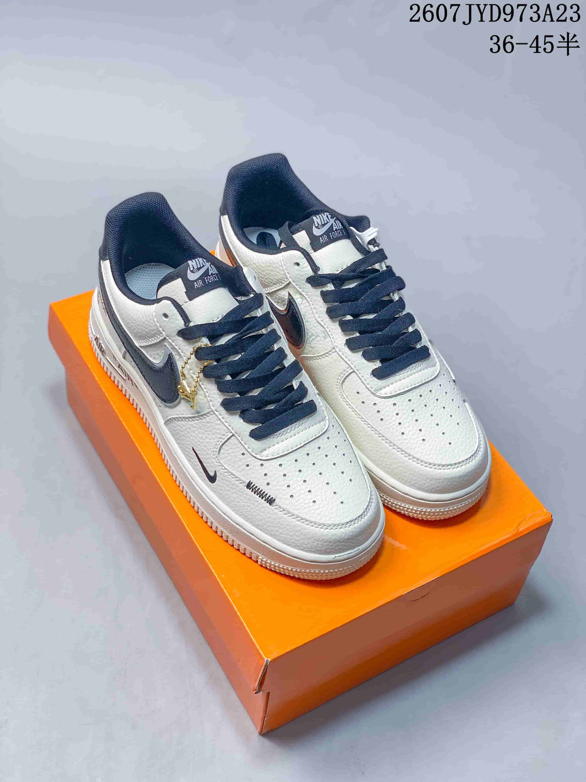 Nike Air Force 1 '07 White Navy Sneakers SU2305-626