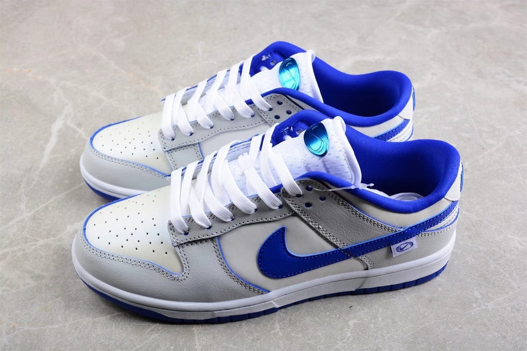 Nike SB FB1841-100 White Blue Low-Top Sneakers
