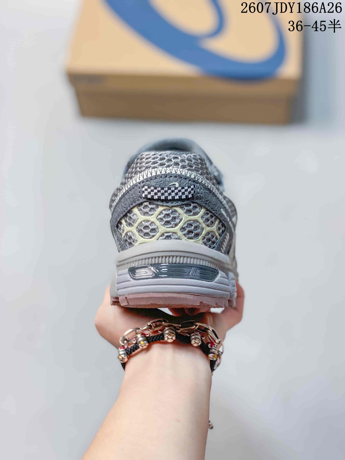 ASICS Gel-Kahana 8 FL Outdoor Sneakers Gray White
