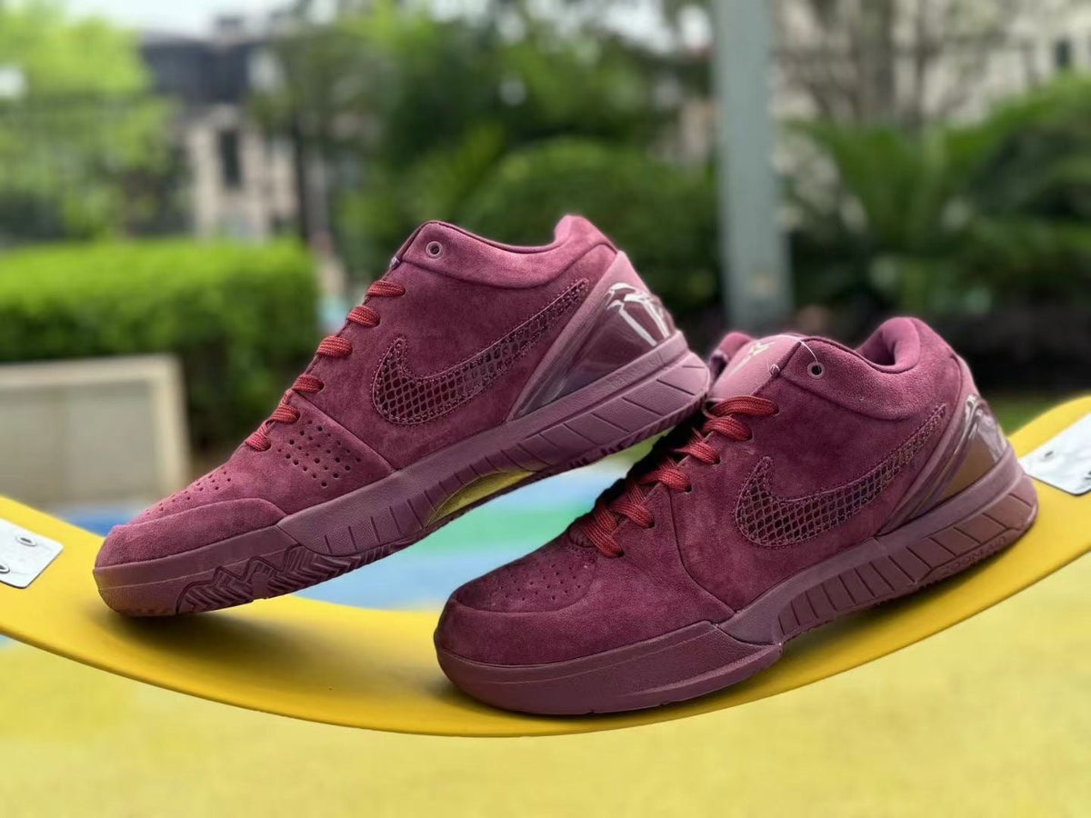 Nike Kobe 4 Low-Top Sneakers Burgundy Snake Print