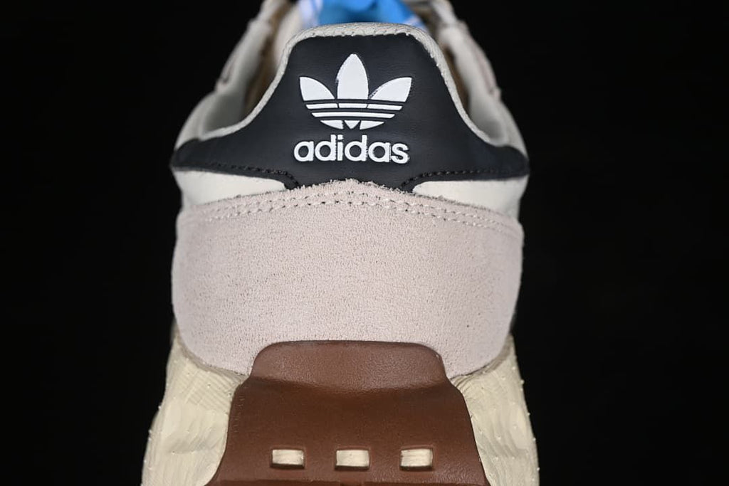 adidas Retropy E5 Sneakers IE8105 - Cream and Black