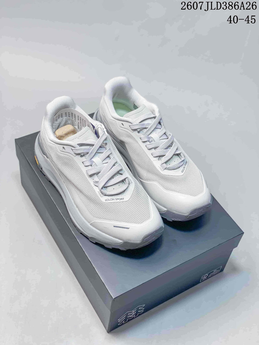 KOLON SPORT EGG LITE 2.0 White Hiking Sneakers
