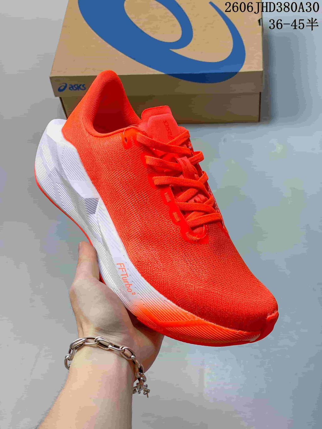 ASICS NOVABLAST 6 Running Shoes – Bright Orange