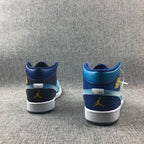 Air Jordan 1 Mid Sneakers Blue Cyan BV7446-400