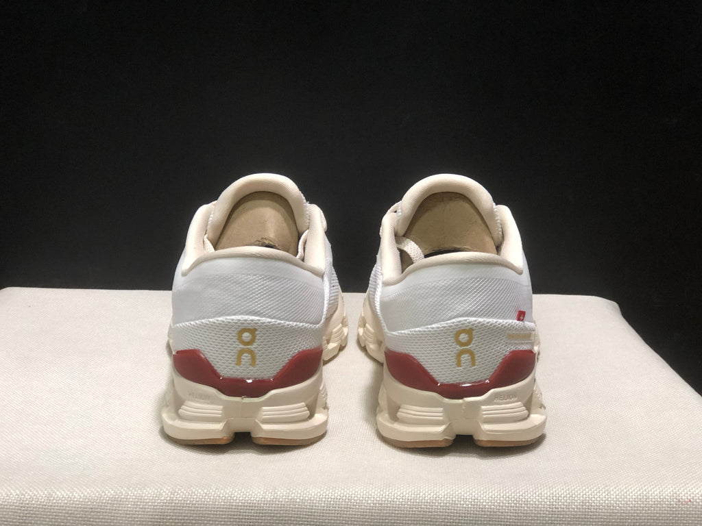 On Cloud X4 Low-Top Running Shoes White