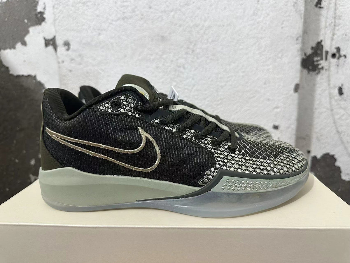 Nike Kobe 5 Protro Basketball Shoes in Black and Gray