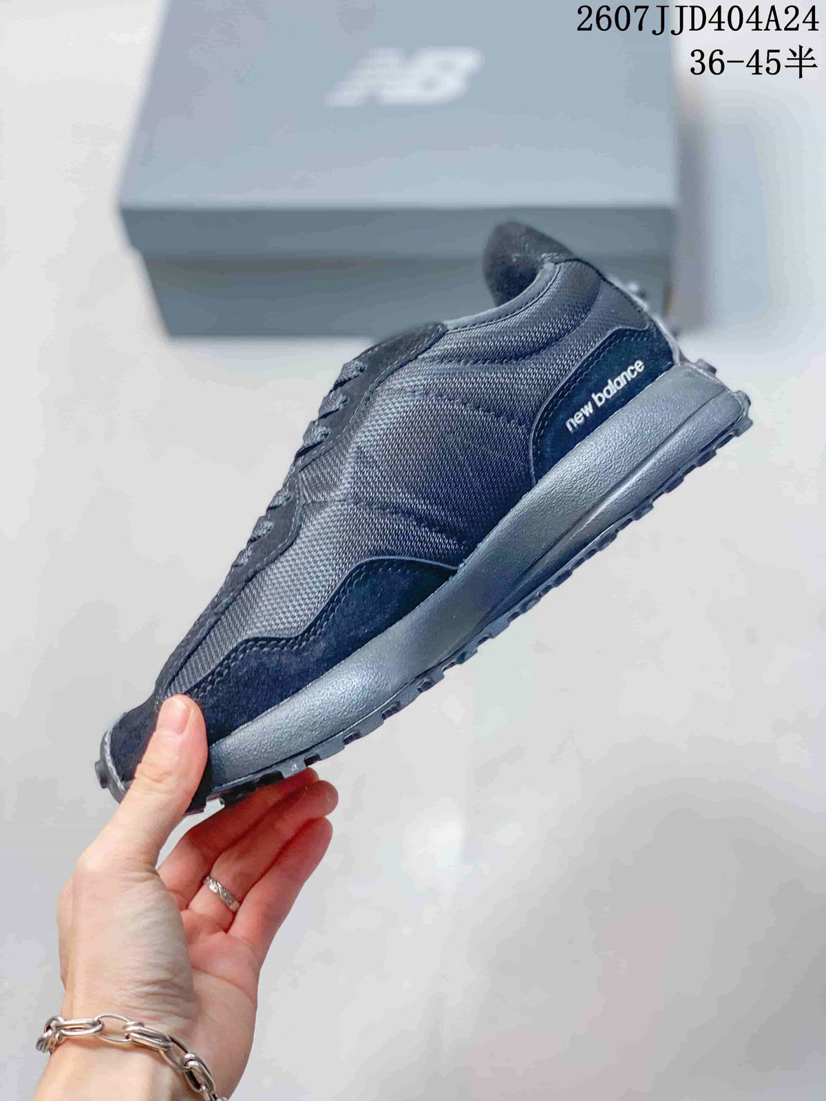 New Balance 327 Low-Top Sneakers Black