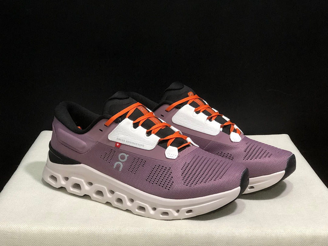 On Cloudstratus 3 Sneakers in Dusty Rose