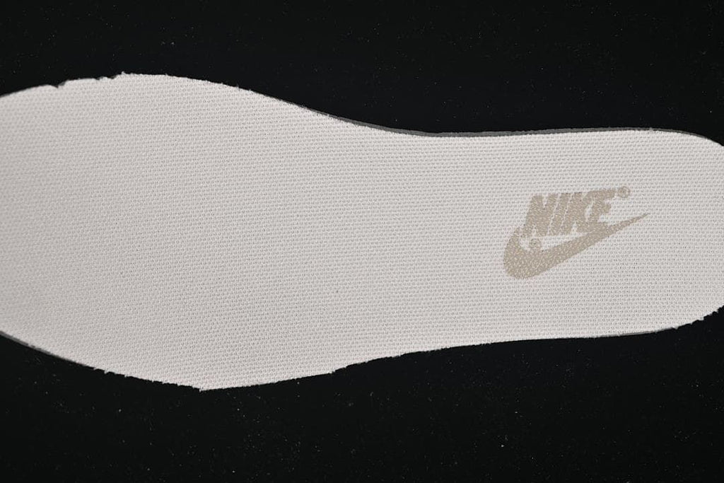 Nike SB Dunk Low Sneakers in White and Soft Pink