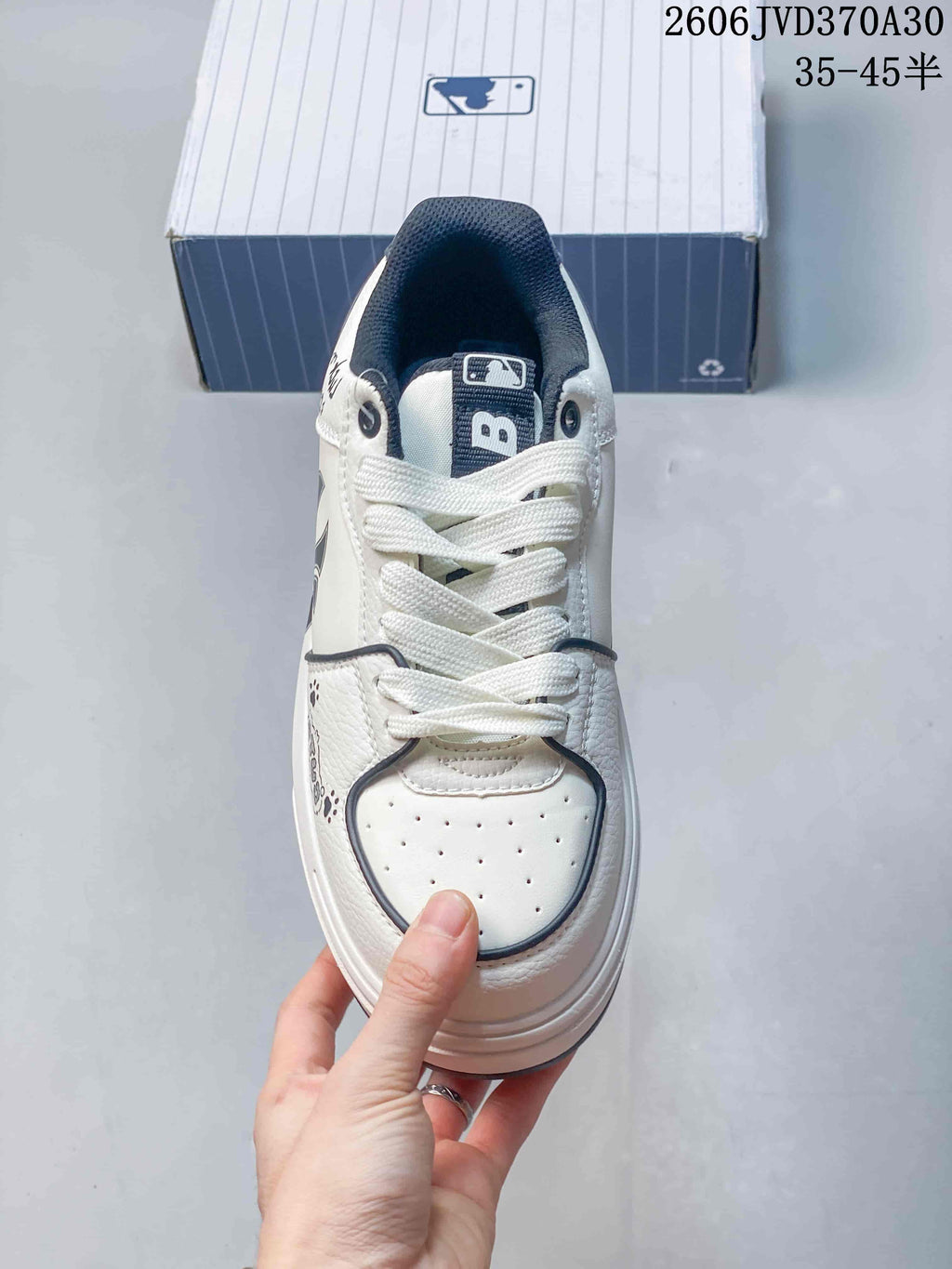 MLB Big Ball Chunky Canvas Low-Top Sneakers, White/Navy
