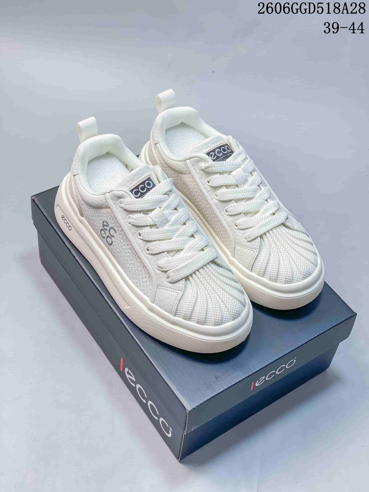 ECCO White Lace-Up Platform Sneakers 2606GGD518A28
