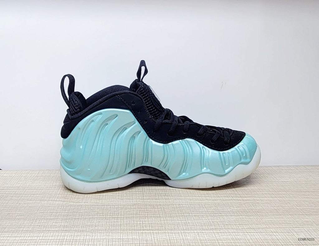 Nike Air Foamposite Pro Island Green Sneakers