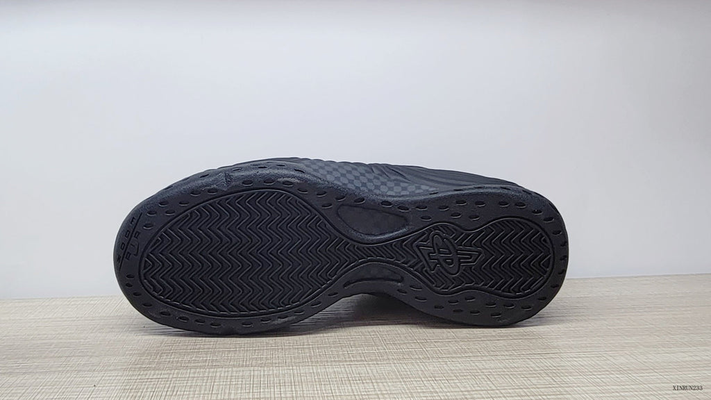 Comme des Garçons x Nike Air Foamposite One SP Black Sneakers