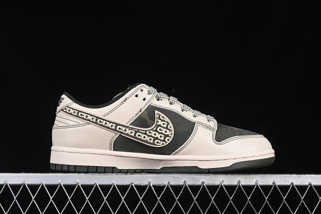 Nike SB Dunk Low The North Face CDG Sneaker DM6868-015