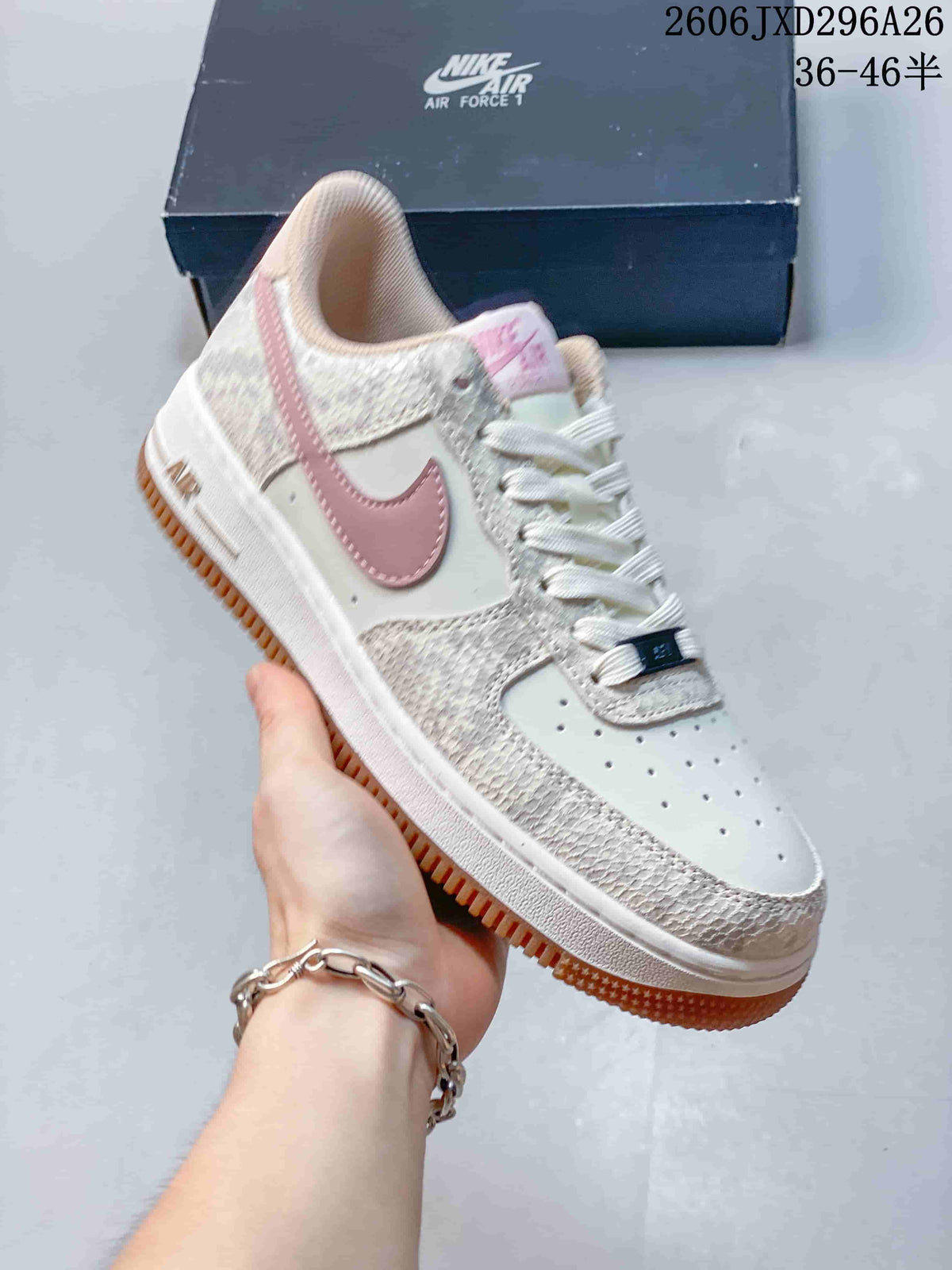 Nike Air Force 1 '07 Low Sneakers White Pink Gum Sole