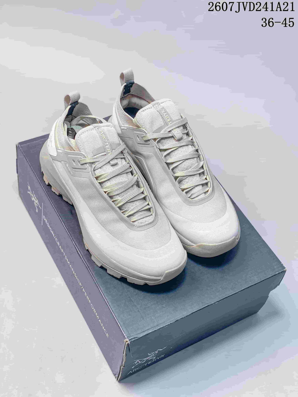 Arc'teryx Norvan LD 3 Trail Sneakers Light Gray 2607 JVD241A21