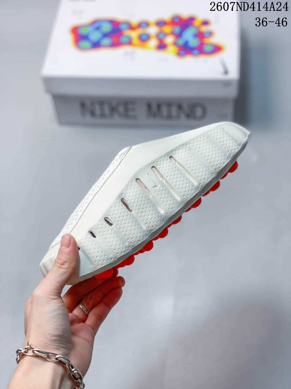 Nike Mind 001 Slip-On Recovery Clogs White HQ4307-600