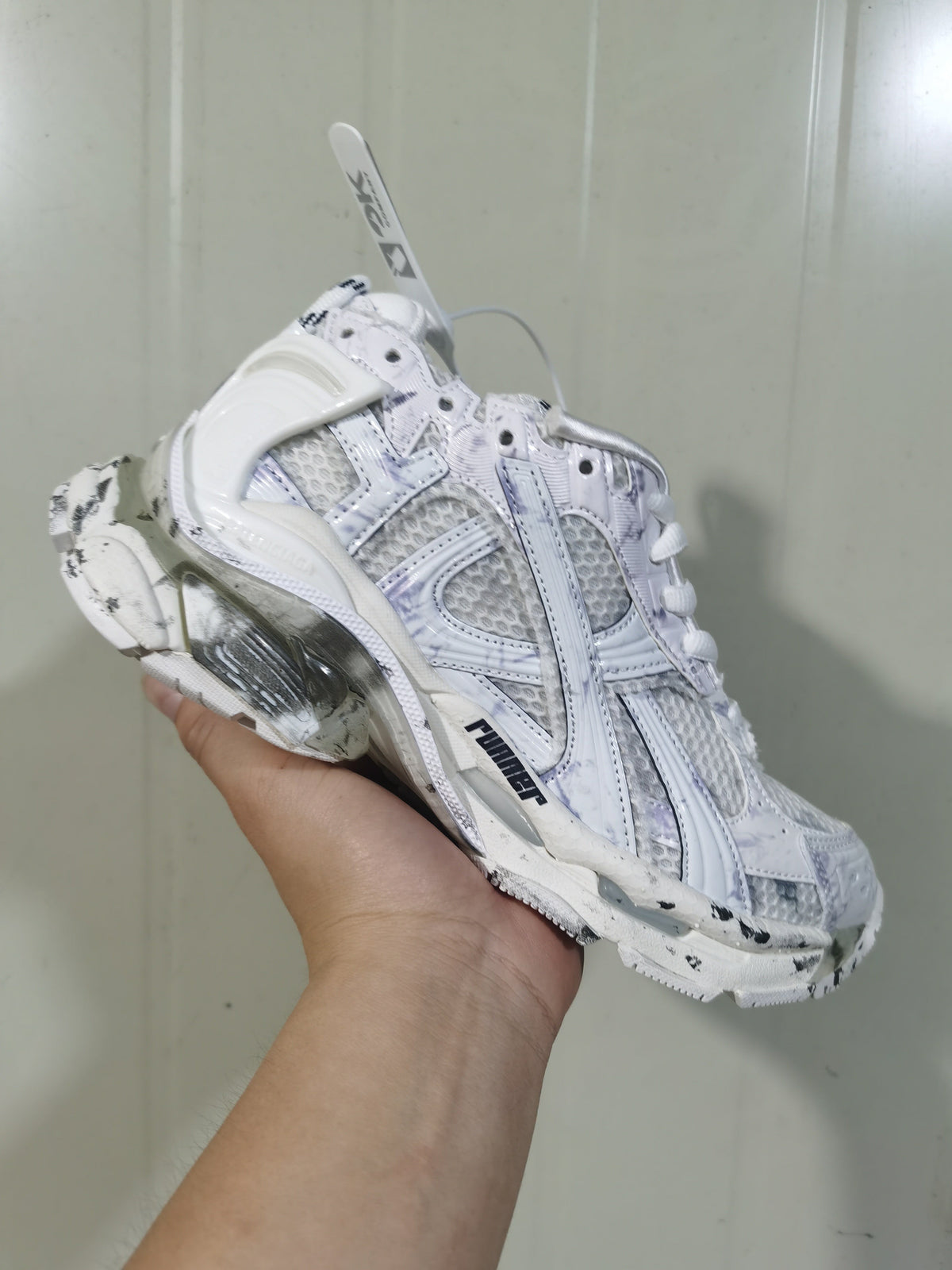 Nike Runner Sneakers White Style 772767 W3RNY