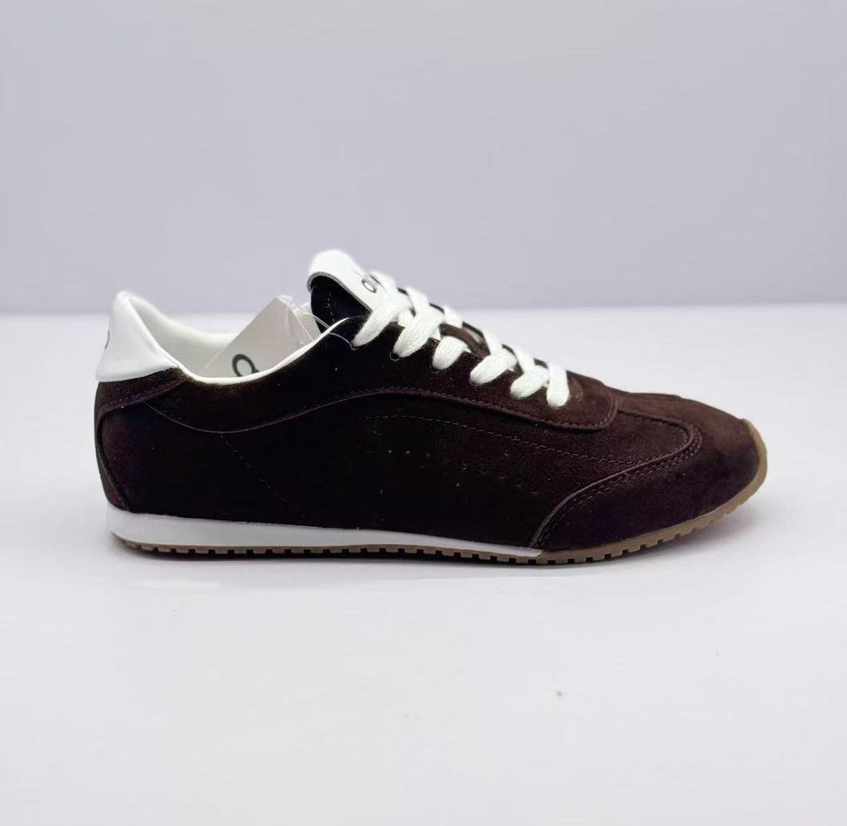 Alo Low-Top Sneakers Dark Brown with White Accents