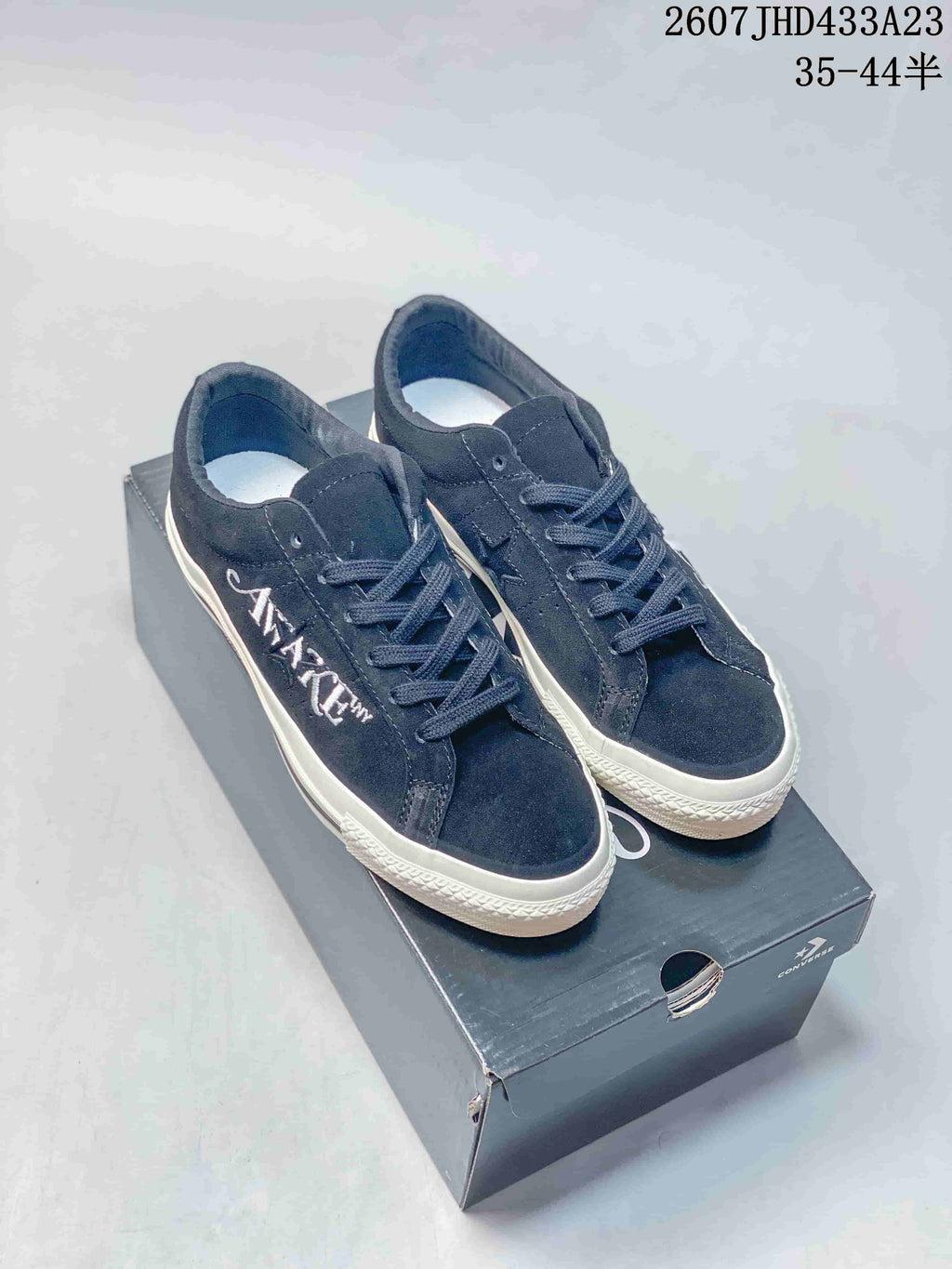 Converse One Star Low-Top Sneakers in Navy